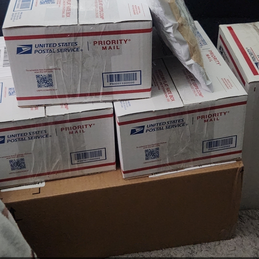 FREE SHIPPING‎ GIVEAWAY